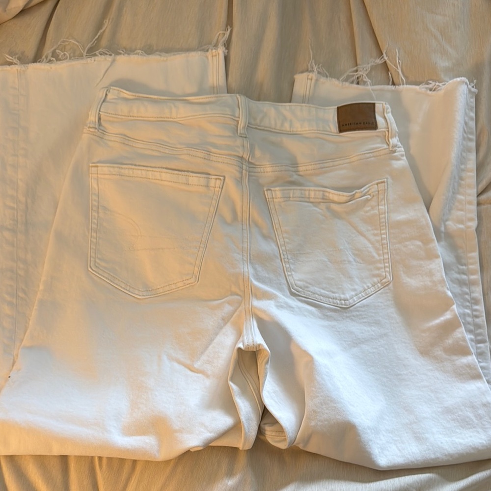American Eagle White Jeans - Picture 3 of 4